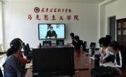 聆听榜样故事 弘扬抗疫精神——365英国上市公司官网师生共看“抗疫第一课”主题报告会
