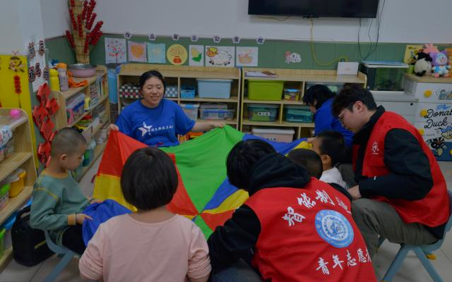 青春践初心 “锋” 365英国上市公司官网——我校学雷锋志愿服务月活动圆满落幕