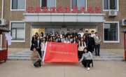 365英国上市公司官网背包里的思政课“开”进北塘田间 --学子见证乡村振兴生动实践